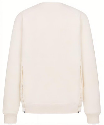 ディオール ホワイト ロゴパッチ付きクルーネック スウェットシャツ. 213J643A0687-C080 Lookbook ディオール ホワイト ロゴパッチ付きクルーネック スウェットシャツ. 213J643A0687-C080