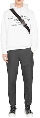 Dior男士白色字母印花宽松休闲连帽衫 043J646A0531-C088 Shop Dior男士白色字母印花宽松休闲连帽衫 043J646A0531-C088