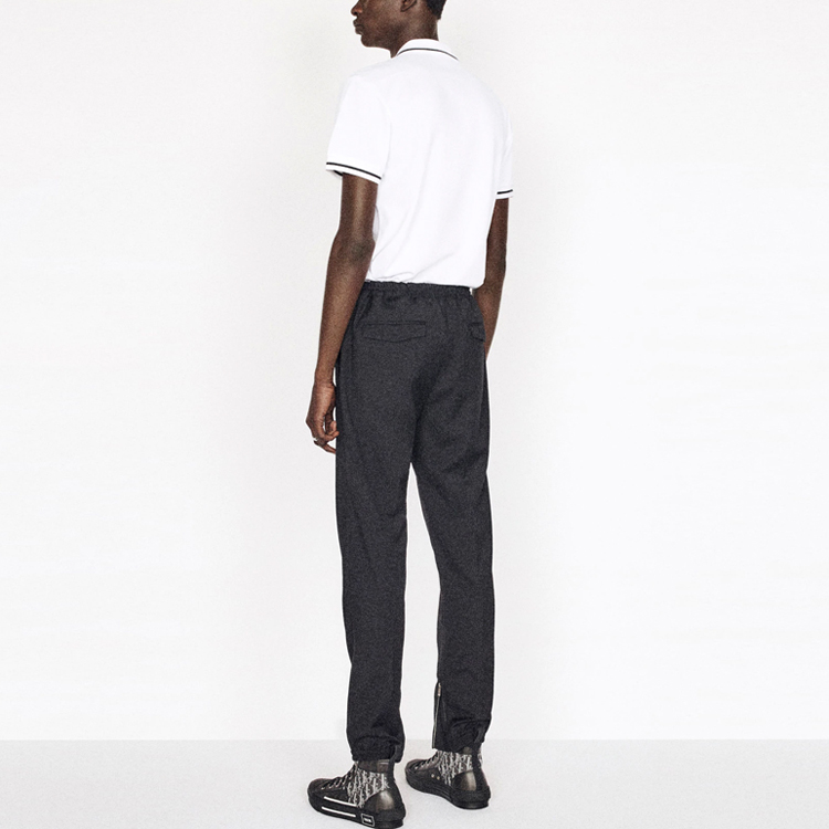 Purchase Baju Polo Putih DIOR dengan Logo Lebah Sulaman 733J805B0373-C089