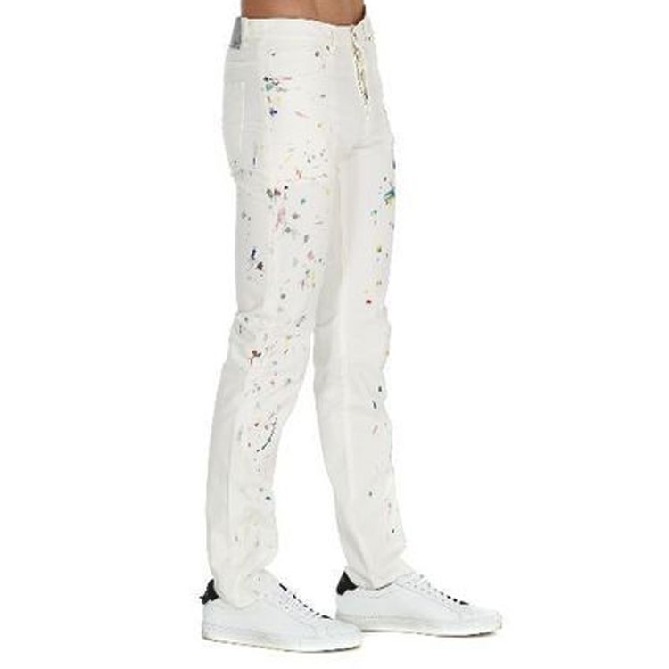 Sizing 디올 화이트 슬림핏 아트 프린트 버튼 장식 청바지 013D001BY997-C070