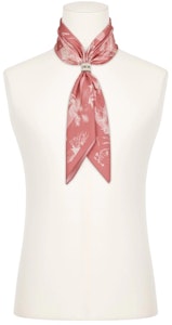 Dior x CACTUS JACK Skaf Cetak Merah Jambu/Putih Order Dior x CACTUS JACK Skaf Cetak Merah Jambu/Putih