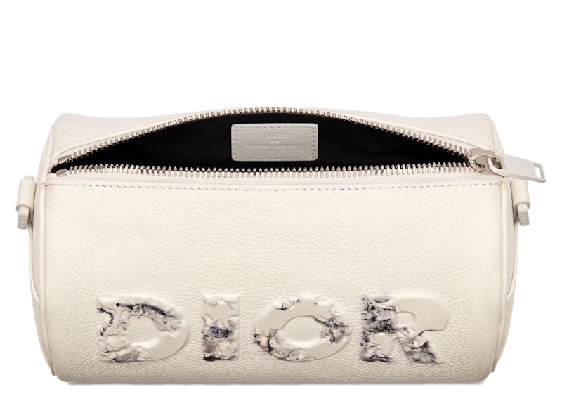 Lookbook Bolso Dior x Daniel Arsham Roller Piel de Ternera Blanco