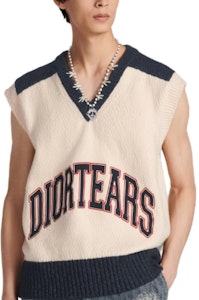 DIOR x Denim Tears SS23 Vest Warna Blok Rajut Tanpa Lengan Putih Pria. 393M654AT657-C085 Purchase DIOR x Denim Tears SS23 Vest Warna Blok Rajut Tanpa Lengan Putih Pria. 393M654AT657-C085