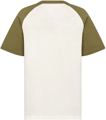 Camiseta Blanca DIOR x Denim Tears SS23 Logo Multicolor para Hombre. 393J680A0849-C086 Lookbook Camiseta Blanca DIOR x Denim Tears SS23 Logo Multicolor para Hombre. 393J680A0849-C086