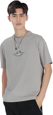 DIOR x Jordan 灰色男款圖案印花T恤 033J625B0554-802 Purchase DIOR x Jordan 灰色男款圖案印花T恤 033J625B0554-802