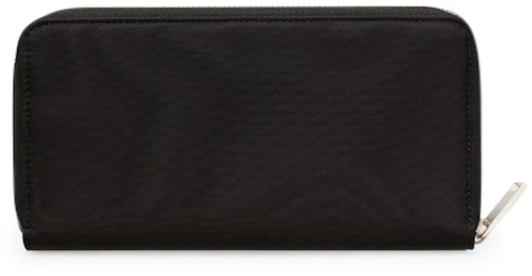 디올 x 카우스 로고 나일론 블랙 지퍼 지갑
Order 디올 x 카우스 로고 나일론 블랙 지퍼 지갑