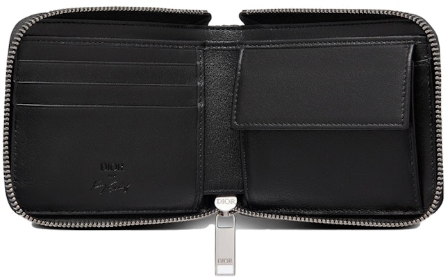 Dior x Kenny Scharf Zipped Wallet Beige/Black Lookbook Dior x Kenny Scharf Zipped Wallet Beige/Black