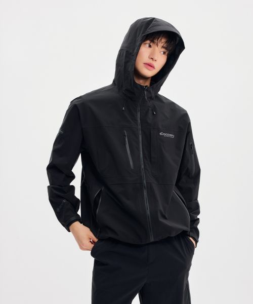 Discovery Expedition GORE-TEX Paclite 2.5L Waterproof Jacket (Black) DMWJ7Y053-BKS