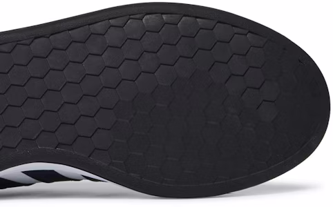 Disney x adidas Grand Court Base 'Mickey Mouse' Sepatu GW3658 Purchase Disney x adidas Grand Court Base 'Mickey Mouse' Sepatu GW3658