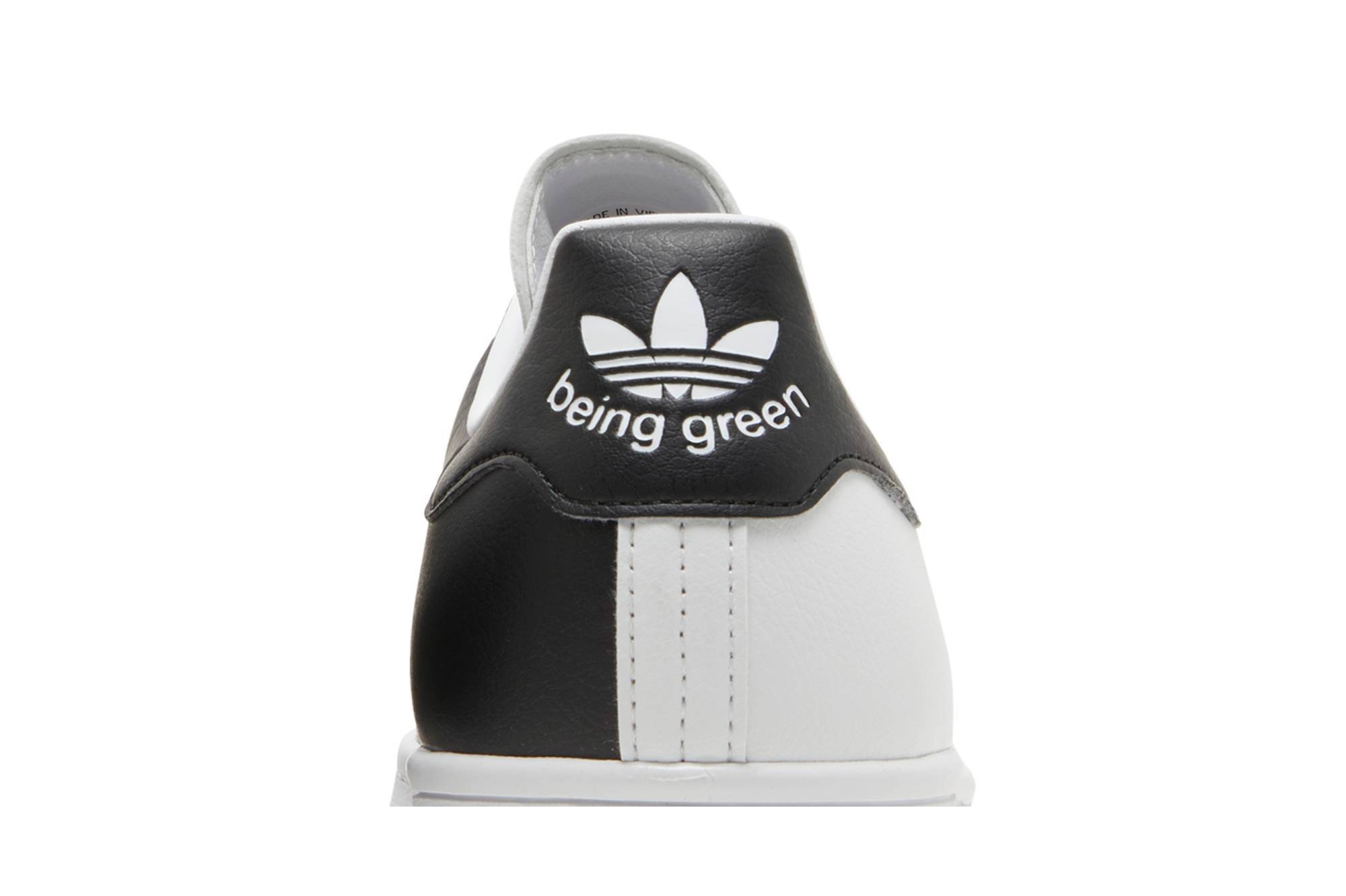 Sizing 迪士尼 x 阿迪達斯 Stan Smith「庫伊拉」HP5587