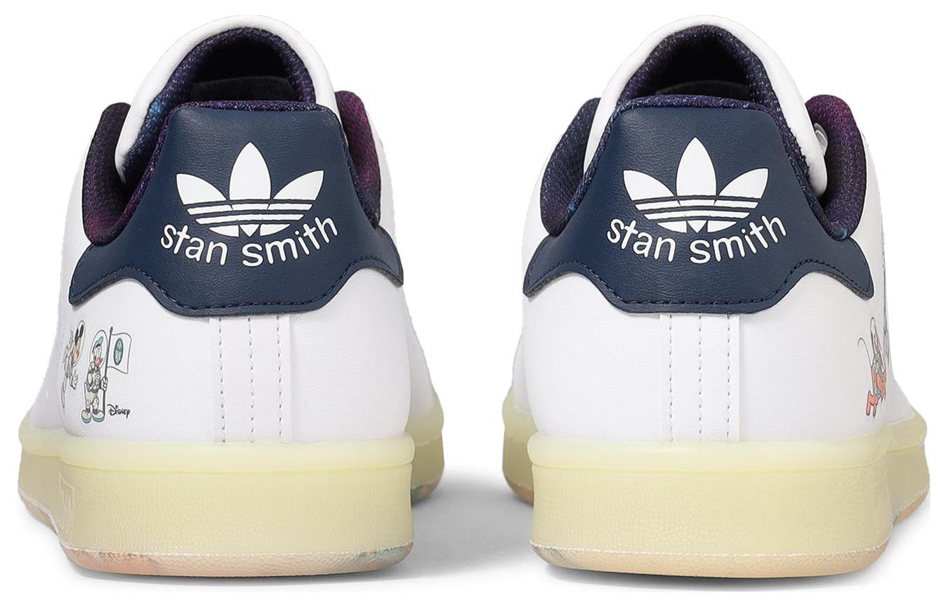 Shop Disney x adidas Stan Smith 'Space Journey - Putih' HQ2172