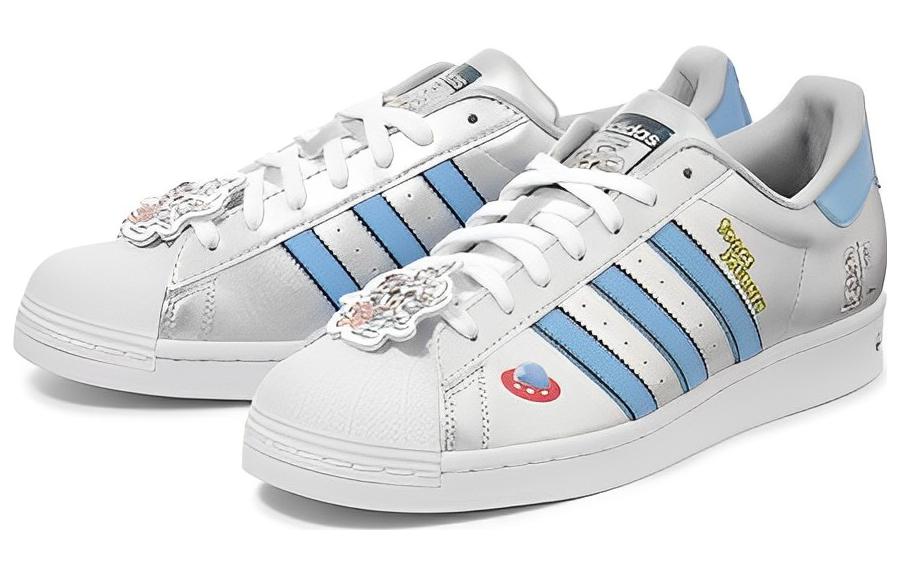 Lookbook Disney x adidas Superstar 'Perjalanan Angkasa - Perak' HQ2174