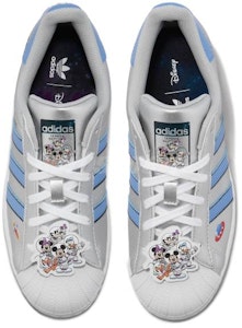 Disney x adidas Superstar 'Perjalanan Luar Angkasa - Perak' HQ2174 Shop Disney x adidas Superstar 'Perjalanan Luar Angkasa - Perak' HQ2174