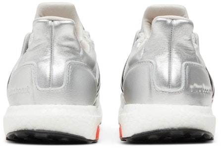 디즈니 100주년 기념 아디다스 울트라부스트 1.0 HQ6438 Details for 디즈니 100주년 기념 아디다스 울트라부스트 1.0 HQ6438