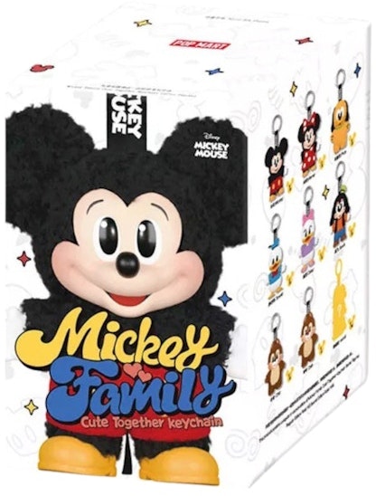 disney-x-pop-mart-mickey-family-together-series-plush-keychain-single-blind-box
