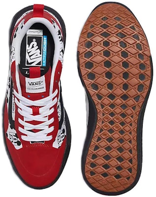Disney x Vans UltraRange EXO 'Mickey Mouse - Merah Balap' VN0A3VC1540 Shop Disney x Vans UltraRange EXO 'Mickey Mouse - Merah Balap' VN0A3VC1540