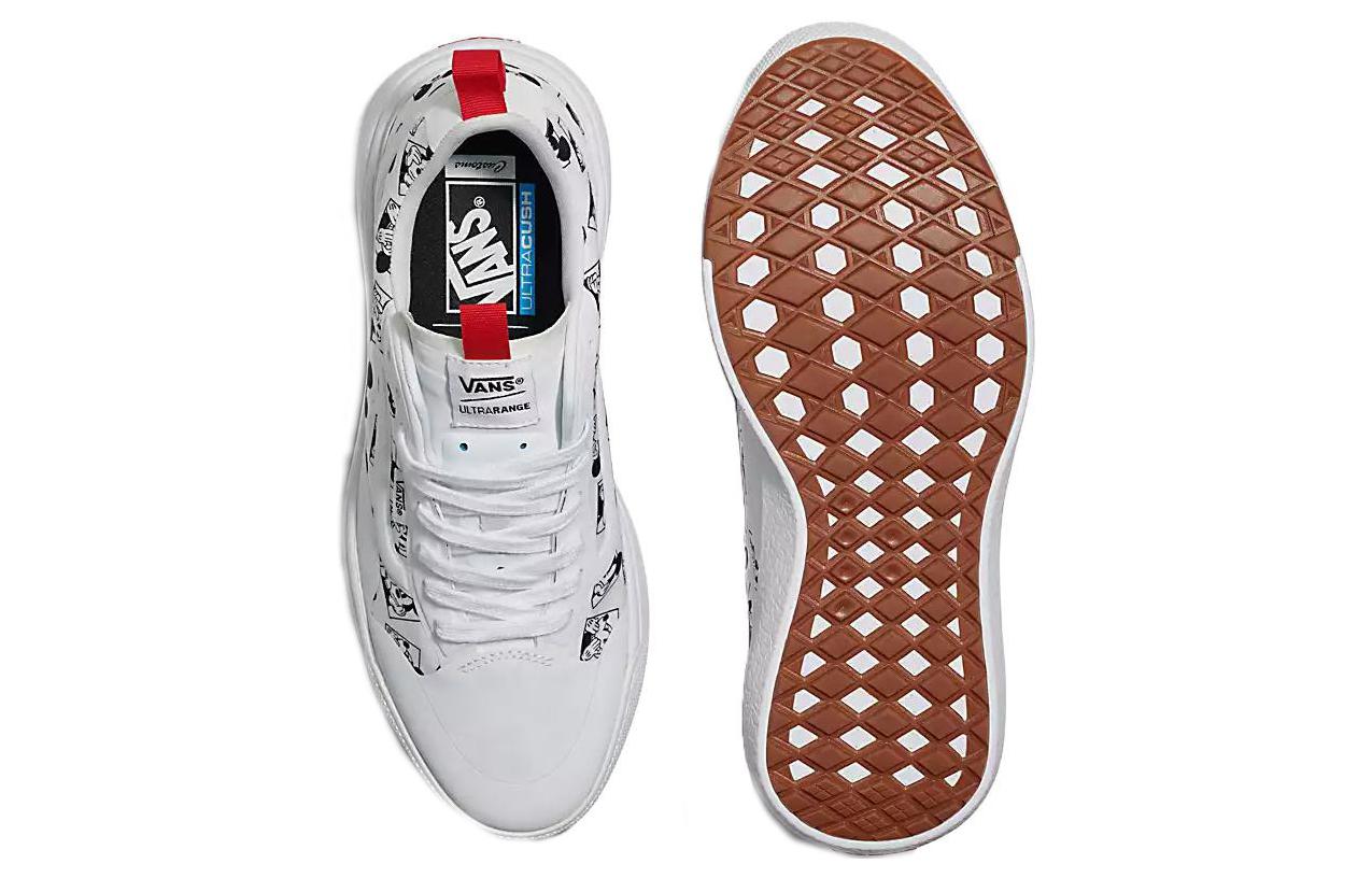 Shop Disney x Vans UltraRange EXO 'Mickey Mouse - Blanco' VN0A3VC1475