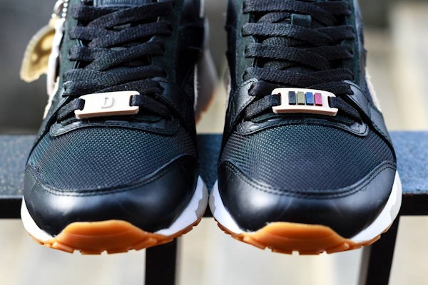 Distinct Life x Reebok GL 6000 'Black' M40984 Purchase Distinct Life x Reebok GL 6000 'Black' M40984