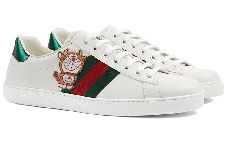 Shop Doraemon x Gucci Ace 'Patch Iblis Gading' 655060-0FIU0-9091