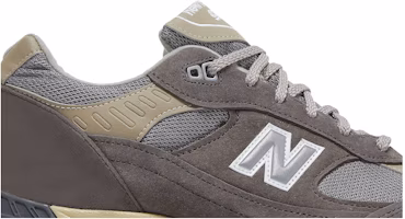 Dover Street Market x New Balance 991 'Ulang Tahun ke-40' M991DSM Order Dover Street Market x New Balance 991 'Ulang Tahun ke-40' M991DSM