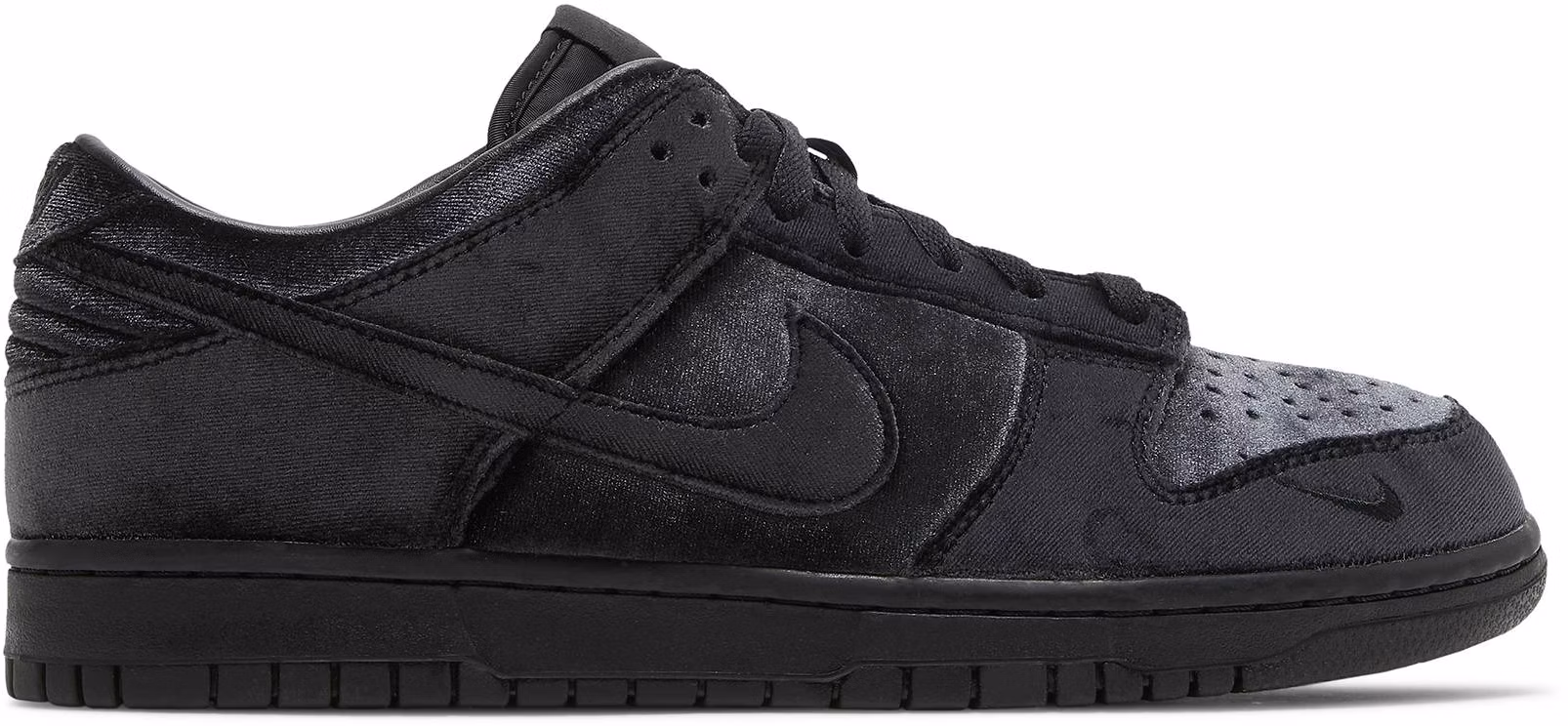 dover-street-market-x-nike-dunk-low-triple-black