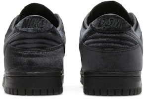 Dover Street Market x Nike Dunk Low 'Hitam Triple' DH2686-002 Details for Dover Street Market x Nike Dunk Low 'Hitam Triple' DH2686-002