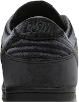 Dover Street Market x Nike Dunk Low 'Hitam Triple' DH2686-002 Sizing Dover Street Market x Nike Dunk Low 'Hitam Triple' DH2686-002