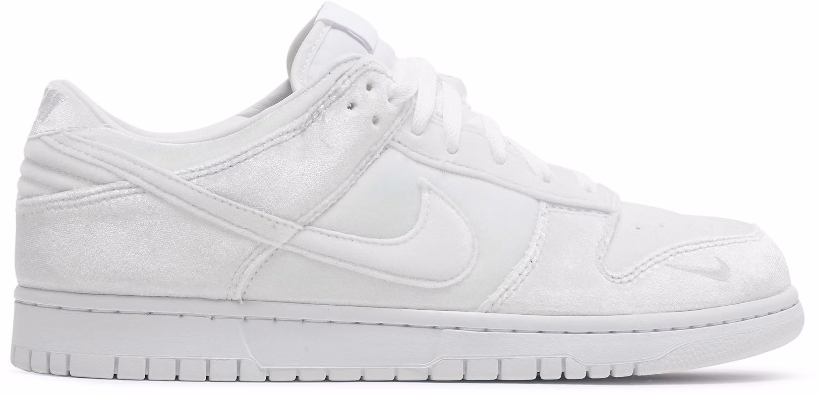 dover-street-market-x-nike-dunk-low-triple-white