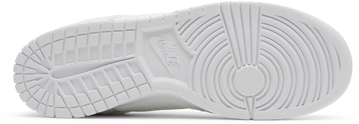 Dover Street Market x Nike Dunk Low 'Blanco Triple' DH2686-100 Shop Dover Street Market x Nike Dunk Low 'Blanco Triple' DH2686-100