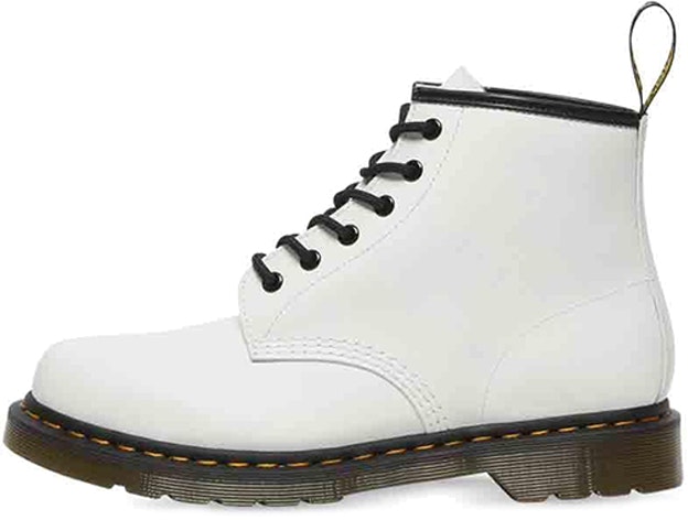 dr-martens-101-martin-boots-couple-style-white-26366100