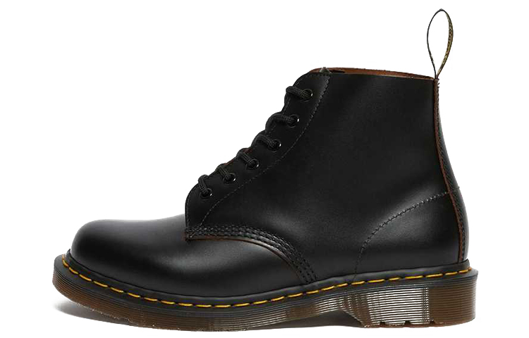 Dr. Martens 101 Vintage 6-Holes Boots