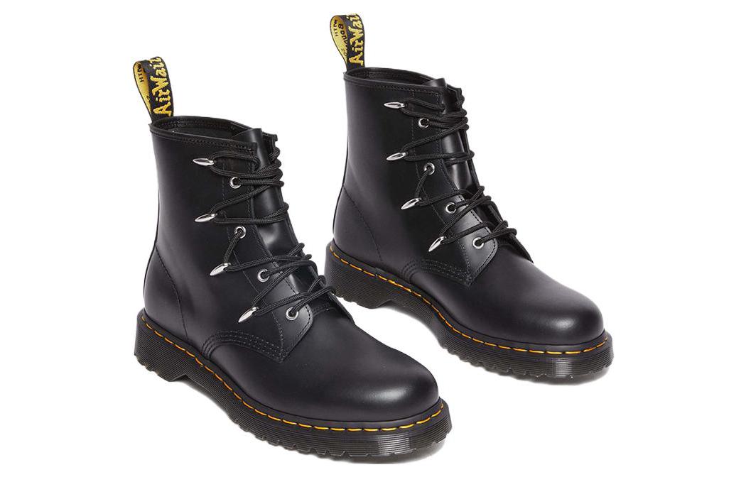Lookbook 人造网眼硬件皮革系带靴 '黑色' - Dr. Martens 1460 31173001