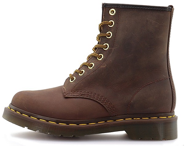 dr-martens-1460-aztec-crazyhorse-martin-boots-couple-style-brown-11822200