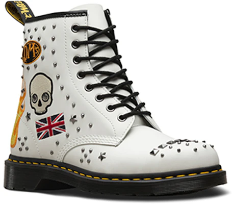ドクターマーチン 1460 ホワイト (8ホール) 24207100 Lookbook ドクターマーチン 1460 ホワイト (8ホール) 24207100