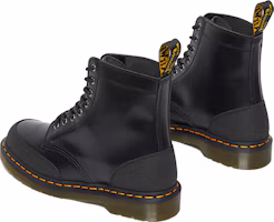 Lookbook Dr. Martens 1460 Guard Panel Leren Veterlaarzen ''Zwart'' 27466001