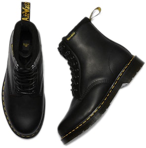 Dr. Martens 1460 Boots Kulit Tali 'Charcoal Black' 27084001 Purchase Dr. Martens 1460 Boots Kulit Tali 'Charcoal Black' 27084001