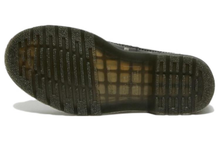 Details for Dr. Martens 1460 Kulit 'Studded Hitam' 27678001