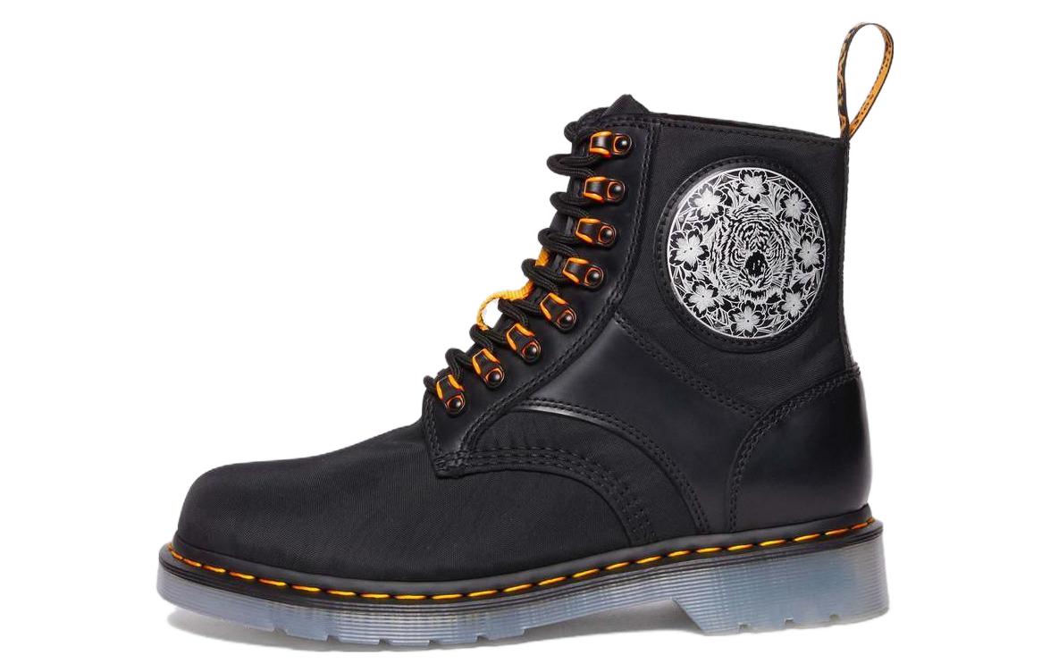 Buy Dr. Martens 1460 Kulit Hitam 'Motif Barok' 31335001