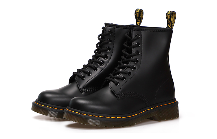 Lookbook Dr. Martens 1460 Kulit Original 8 Lubang Sepatu Boot 'Hitam' 10072004(C-BOX)