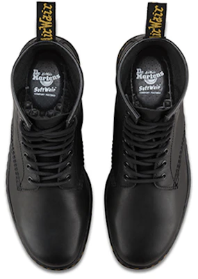 Dr. Martens 1460 Newtown Unisex Hitam 21856001 Shop Dr. Martens 1460 Newtown Unisex Hitam 21856001