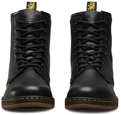 Dr. Martens 1460 Newtown Unisex Hitam 21856001 Purchase Dr. Martens 1460 Newtown Unisex Hitam 21856001