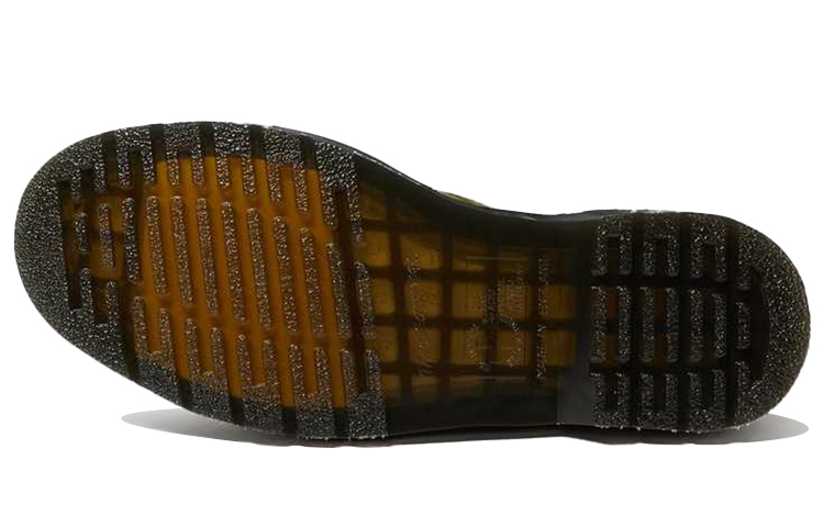 Shop Dr. Martens 1460 Pascal 'Hijau Zaitun' 25574305