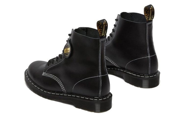 Purchase Dr. Martens 1460 Pascal Kulit Cavalier 'Hitam' 26713001