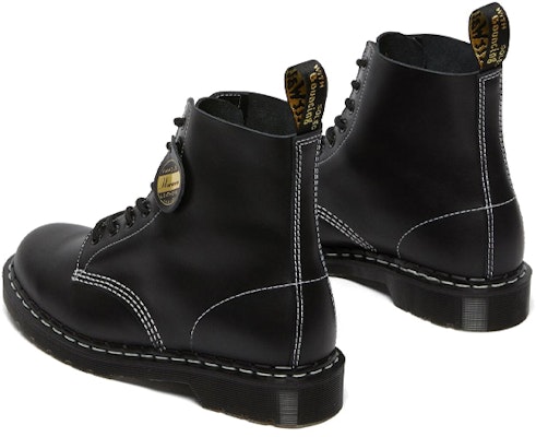 Dr. Martens 1460 Pascal Kulit Cavalier 'Hitam Cavalier' 26713001 Purchase Dr. Martens 1460 Pascal Kulit Cavalier 'Hitam Cavalier' 26713001