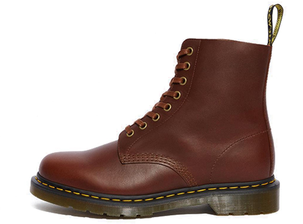 dr-martens-1460-pascal-classico-martin-boots-couple-style-brown-25735203
