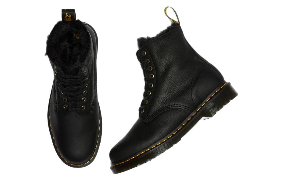 Shop Dr. Martens 1460 Pascal Berbulu Sepatu Retro Martin Unisex Hitam 25533001
