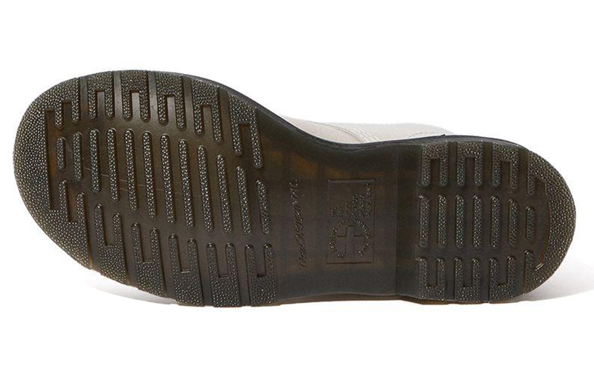 Shop Dr. Martens 1460 Pascal Kulit Metalik Buaya 'Putih' 25724650