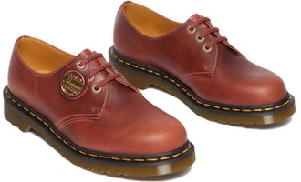 英国製Dr.Martens 1461デンバーレザーオックスフォード(茶) 30580293 Lookbook 英国製Dr.Martens 1461デンバーレザーオックスフォード(茶) 30580293