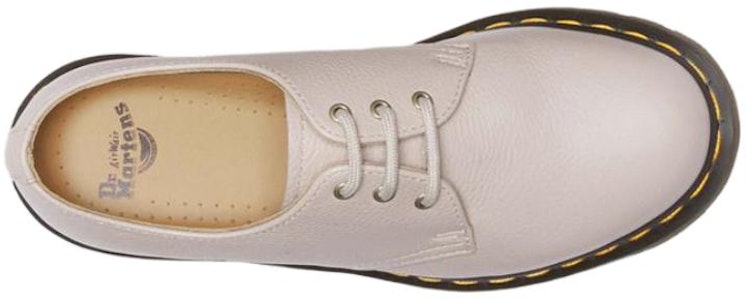 Dr.Martens馬汀博士 1461 皮革 百搭舒適 女性休閒單鞋 男女款 灰褐色 Lookbook Dr.Martens馬汀博士 1461 皮革 百搭舒適 女性休閒單鞋 男女款 灰褐色