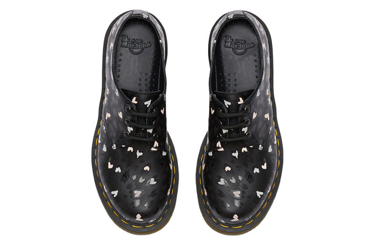 Lookbook Dr. Martens 1461 Cuero Estampado Corazón 'Negro' 25484001